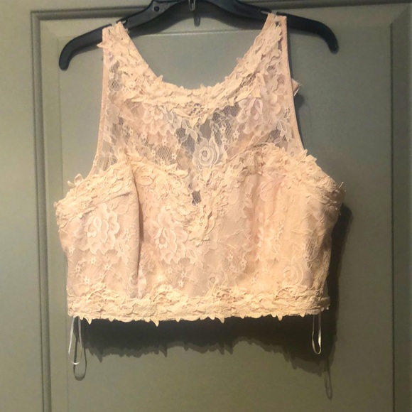 Top - Picture 1 of 4